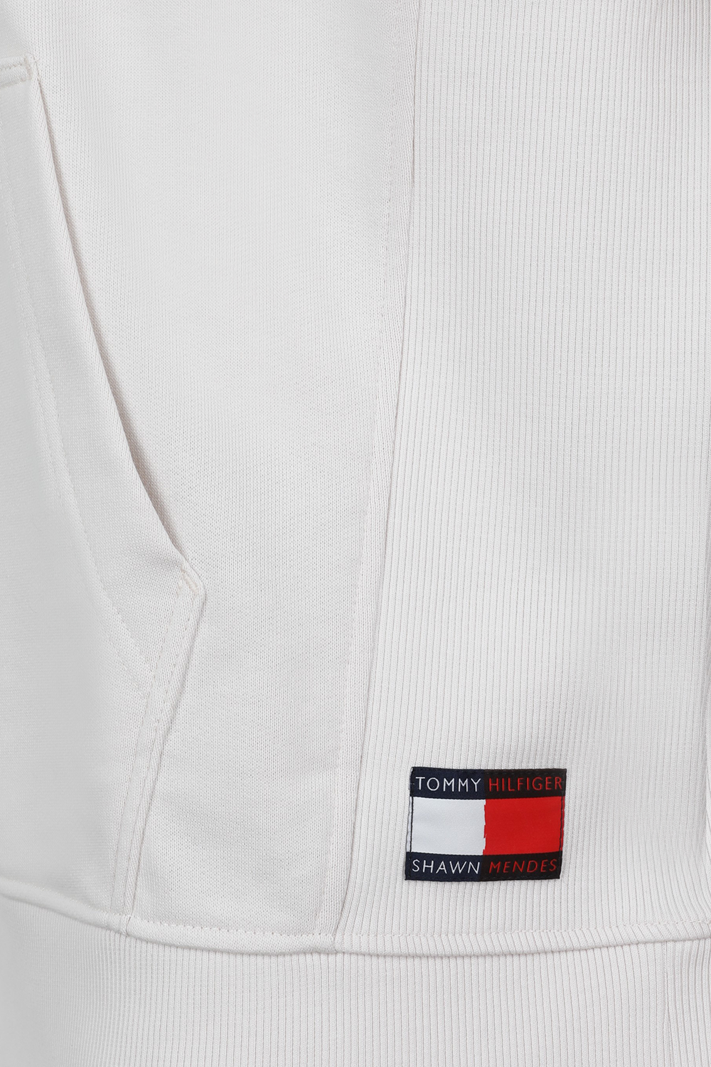 תמונה אחורית של טומי הילפיגר X שון מנדס סווטשירט קפוצ'ון ללא שרוולים