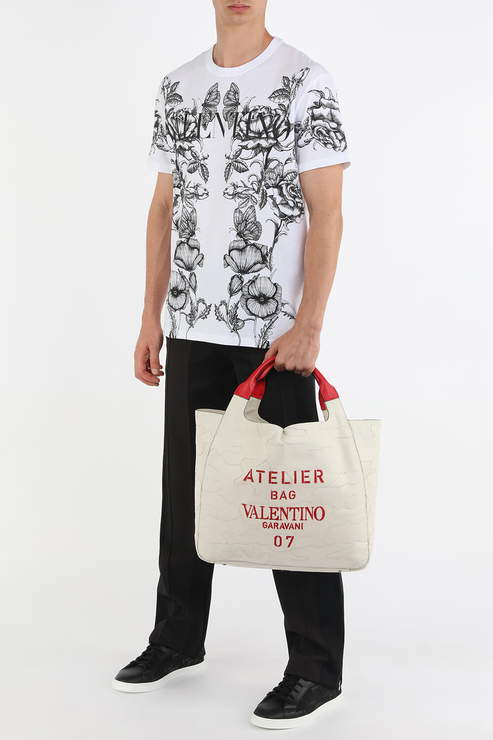 תמונת דוגמן קידמית של תיק נשיאה בצבע טבעי