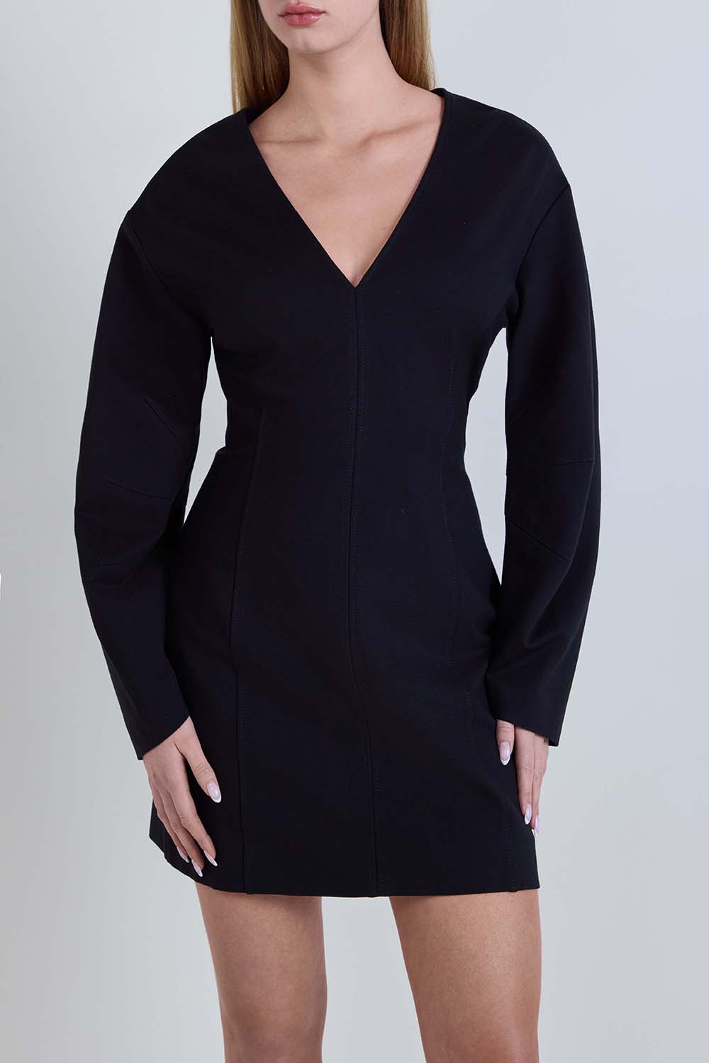 תמונת דוגמן קידמית של שמלת מיני