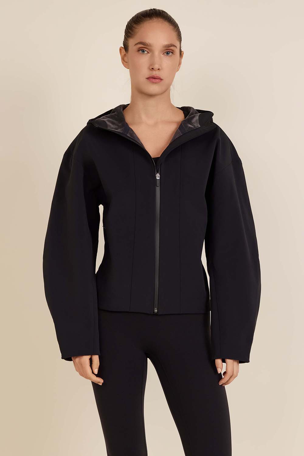 תמונת דוגמן קידמית של Cross Chill Jacket Cnich-Back Casual Jacket