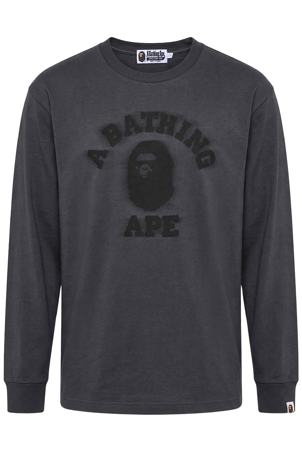 תמונה קידמית של חולצת טי שרוול ארוך