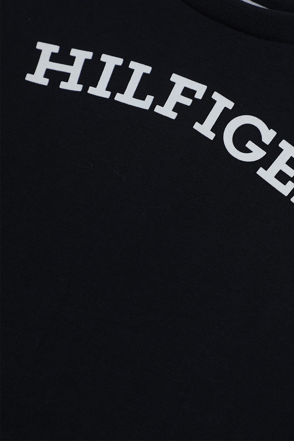 תמונה אחורית של חולצת טי - גילאי 8-16 שנים