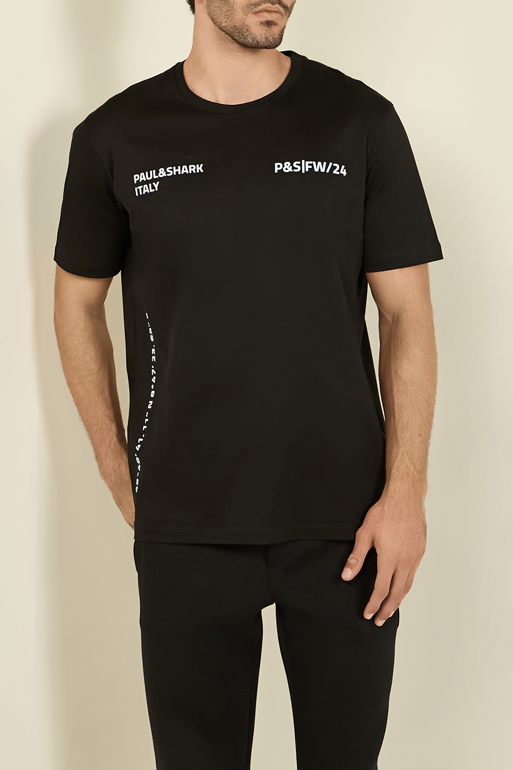 תמונת דוגמן קידמית של חולצת טי פלאס סייז