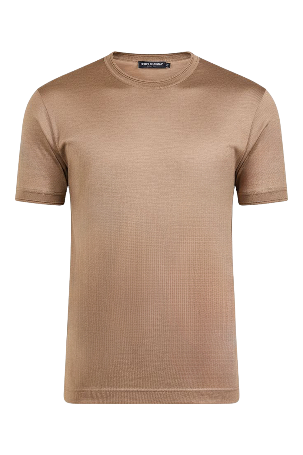 תמונה קידמית של חולצת טי