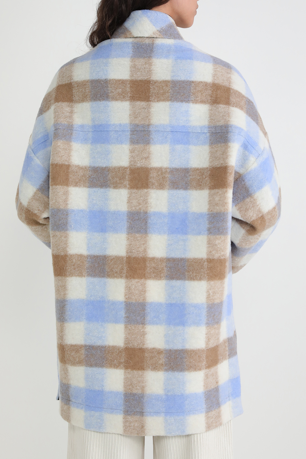 תמונת דוגמן אחורית של ז'קט משבצות ארוך