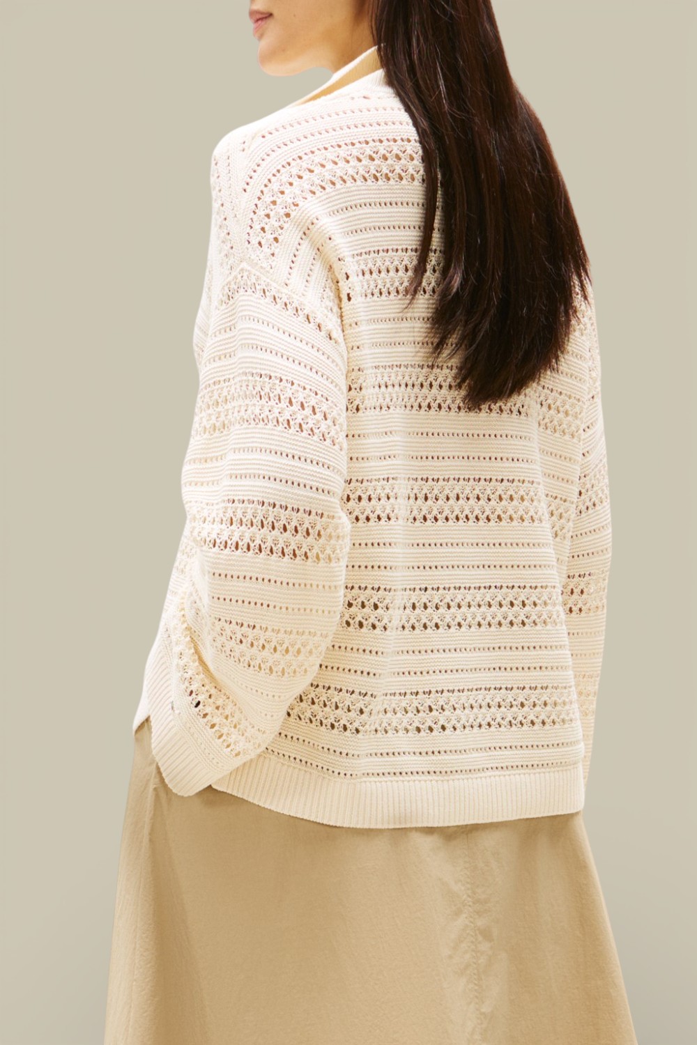 תמונת דוגמן אחורית של סריג