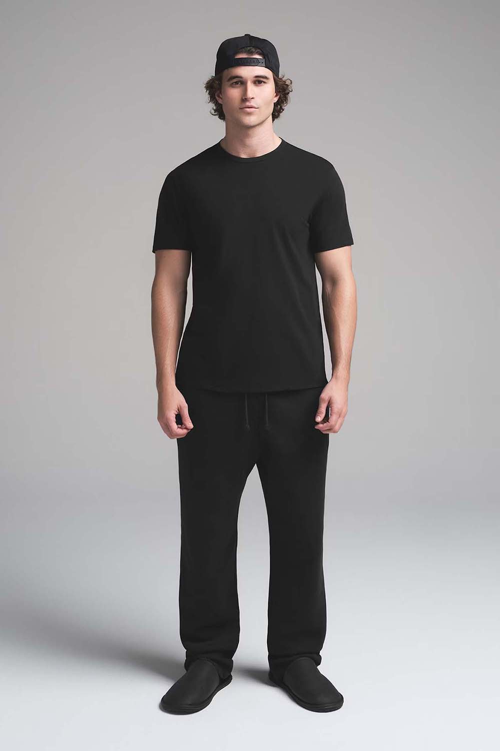 תמונת דוגמן קידמית של T-SHIRT