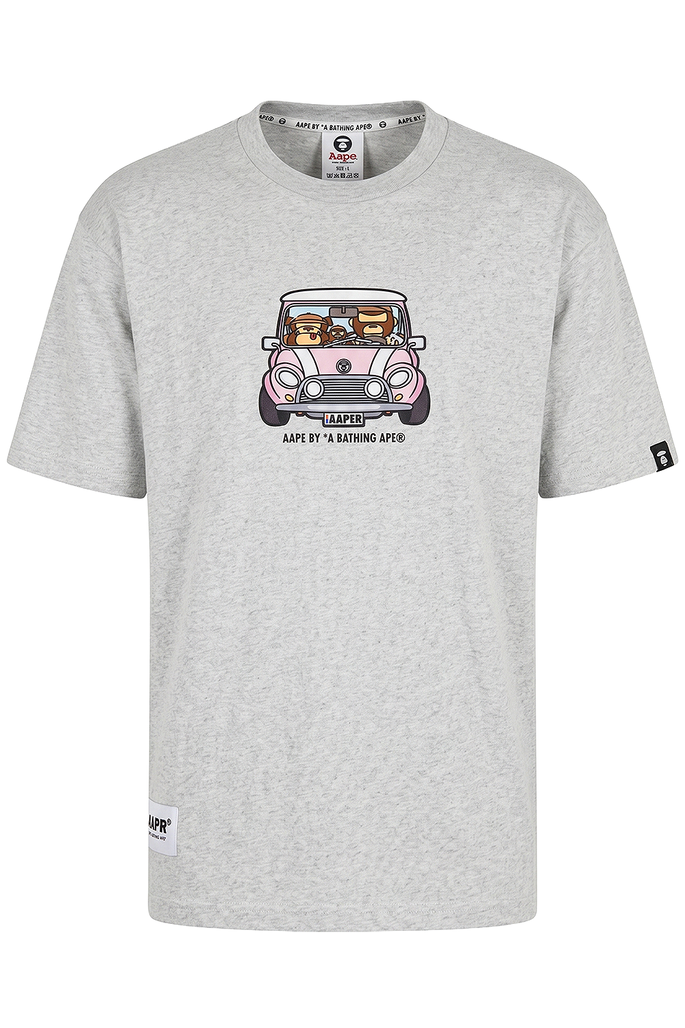 תמונה קידמית של חולצת טי בגזרה ישרה