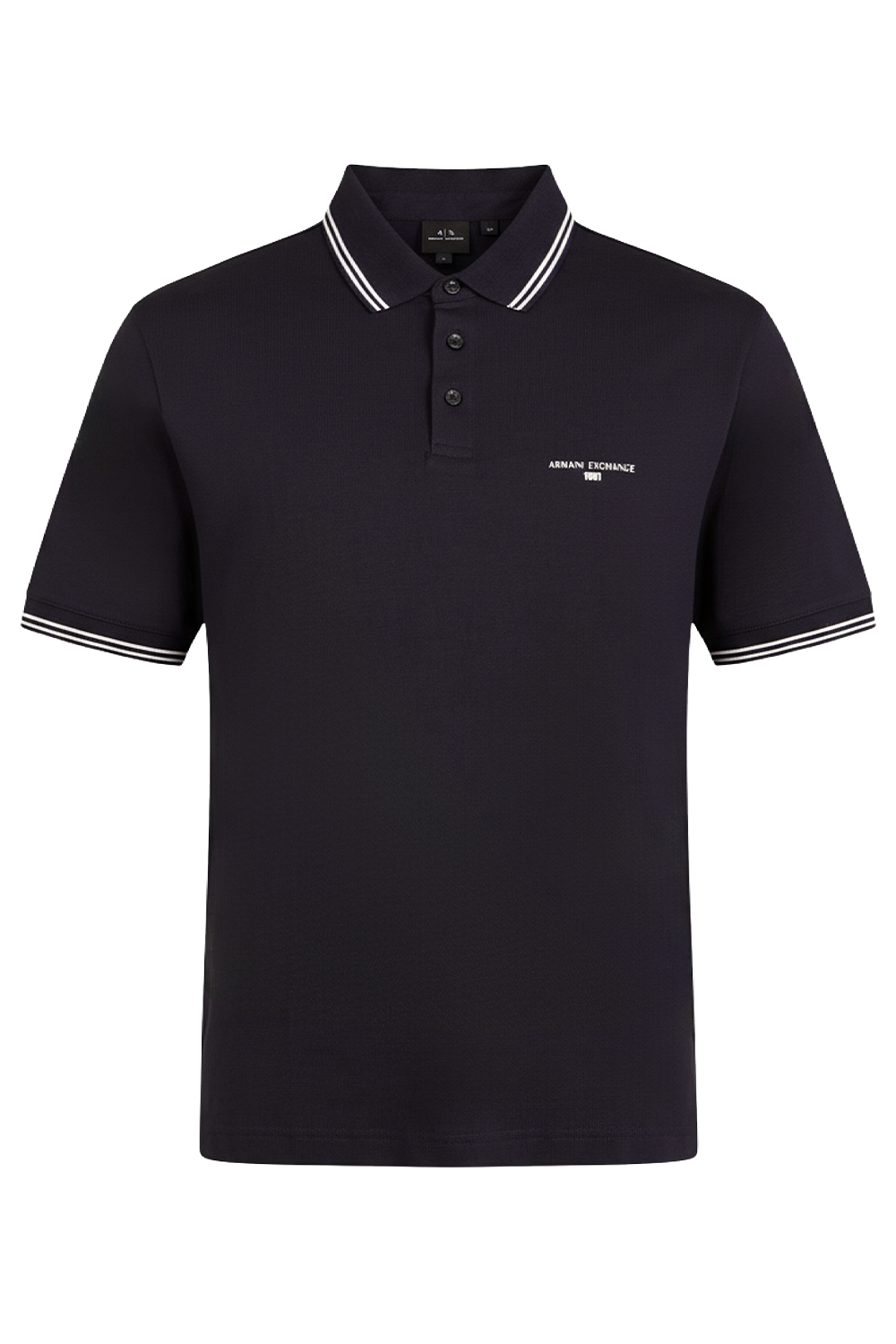 תמונה קידמית של חולצת טי