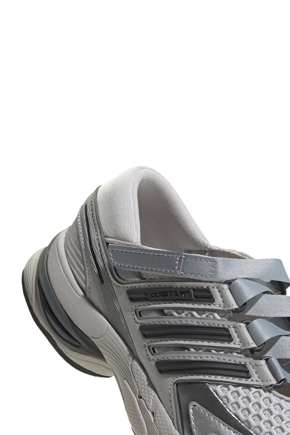 תמונת פנים של נעלי סניקרס אדיסטאר קונטרול 5 אמ-ג'י