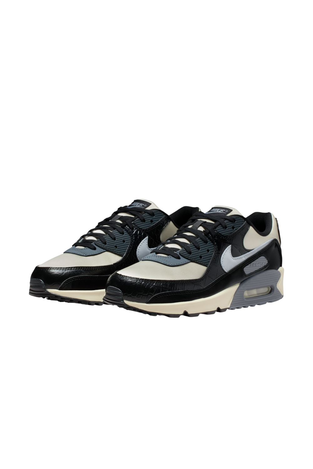 תמונת תקריב של נעלי סניקרס אייר מקס 90