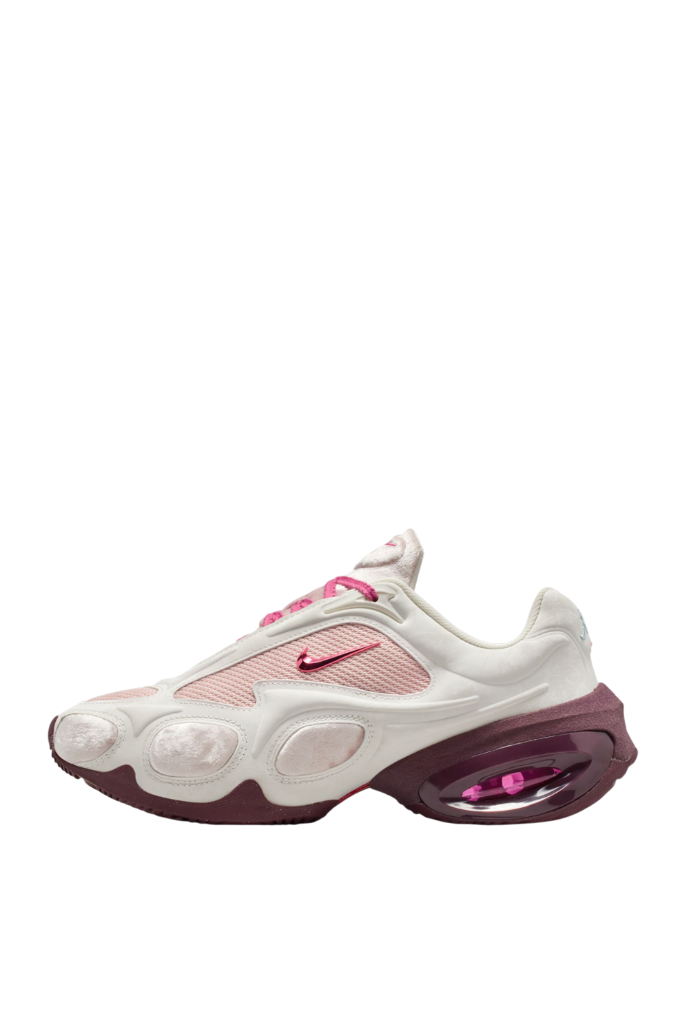 תמונה אחורית של נעלי סניקרס