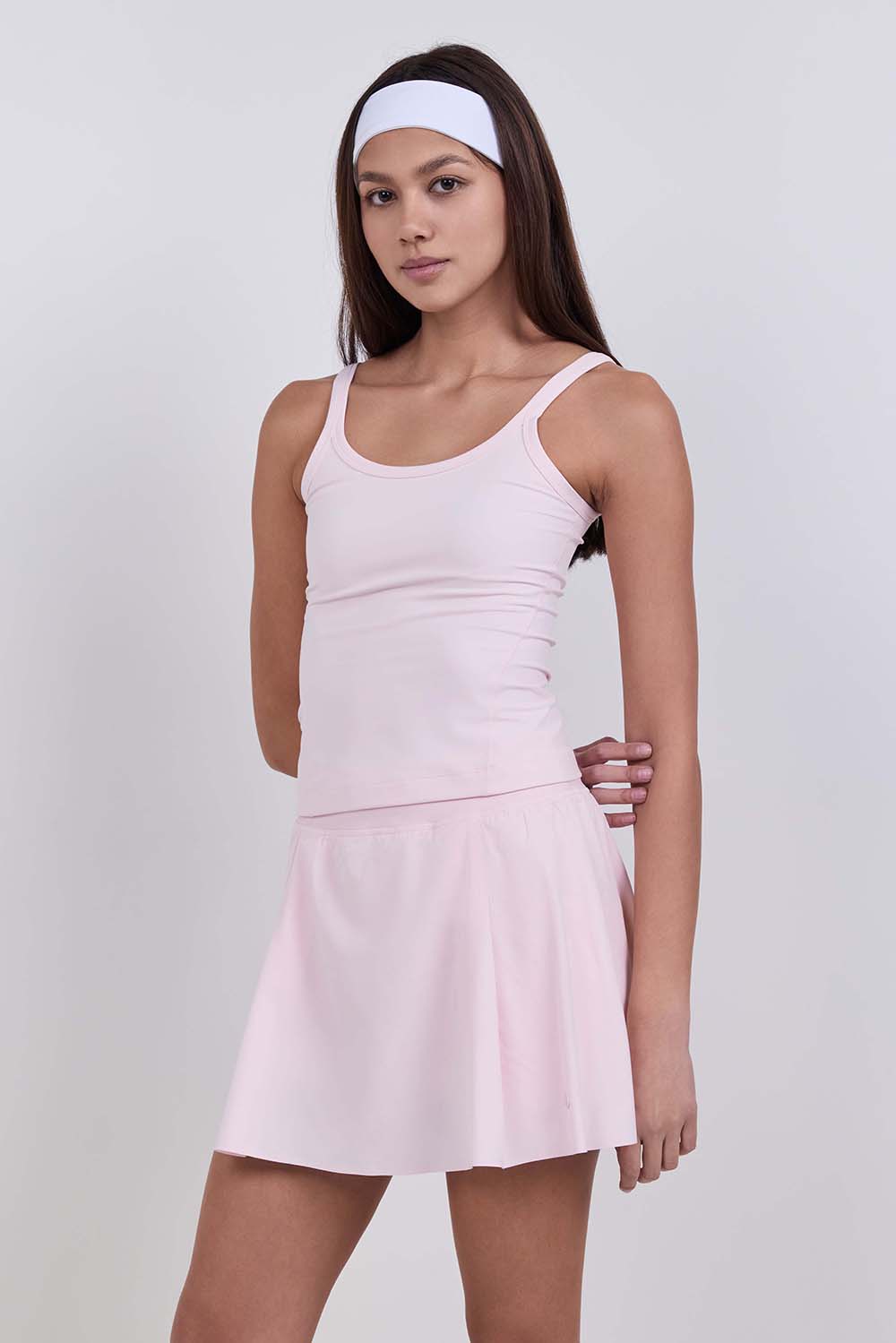 תמונת דוגמן קידמית של lululemon Align&trade; Scoop Waist-Length Tank Top