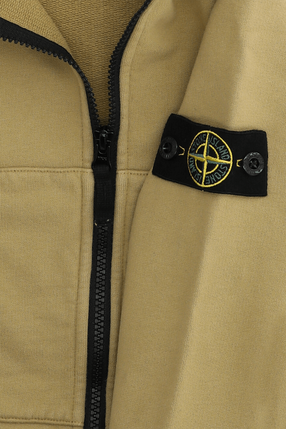 תמונה אחורית של סווטשירט קפוצ'ון