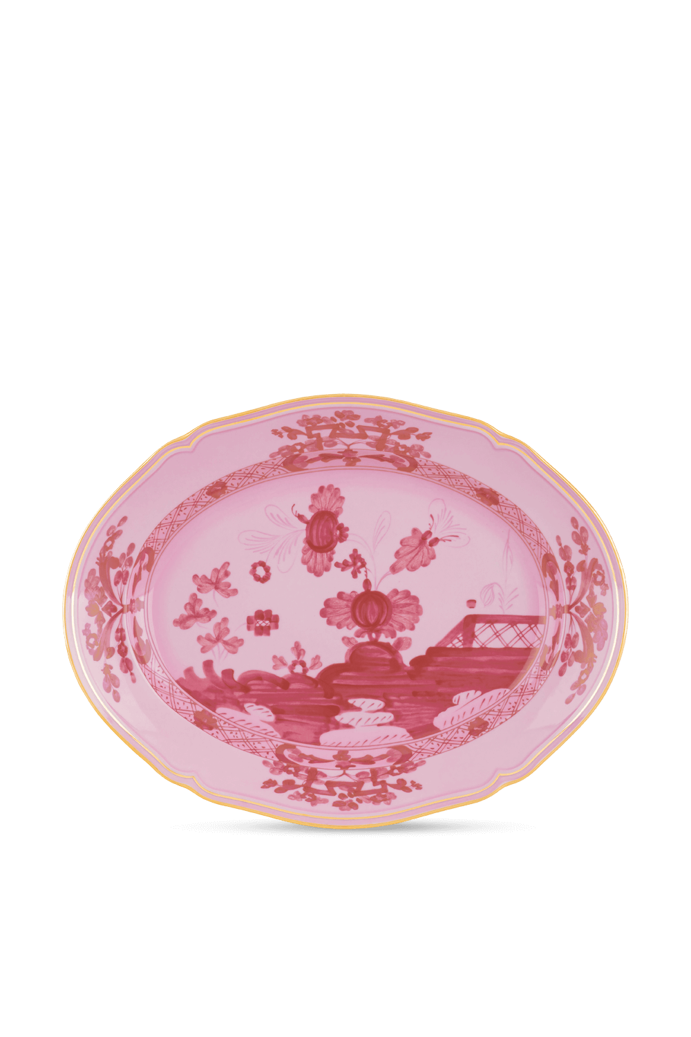 תמונה קידמית של צלחת הגשה אובלית