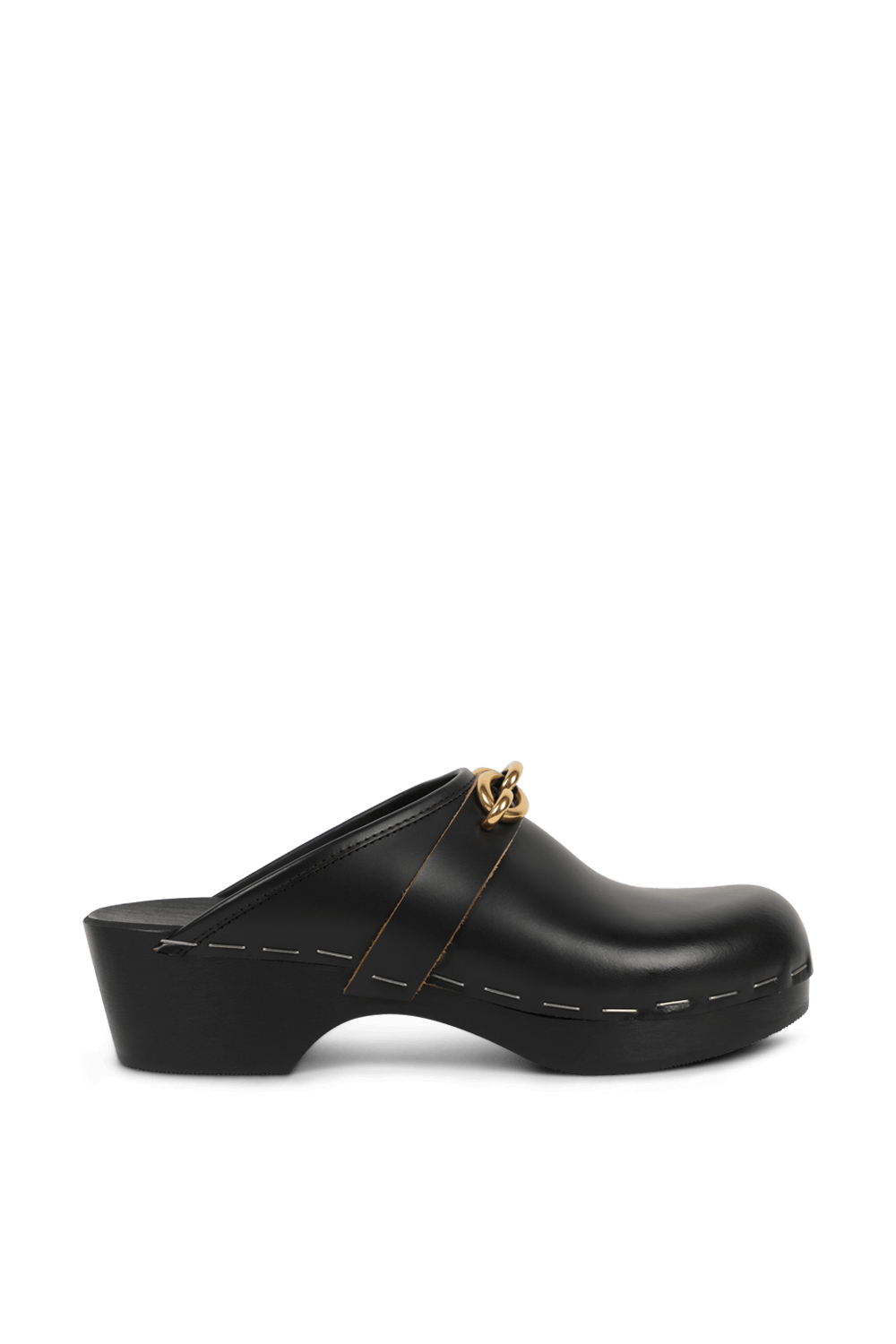 תמונה קידמית של קבקבים שחורים מעור עם עיטור זהב