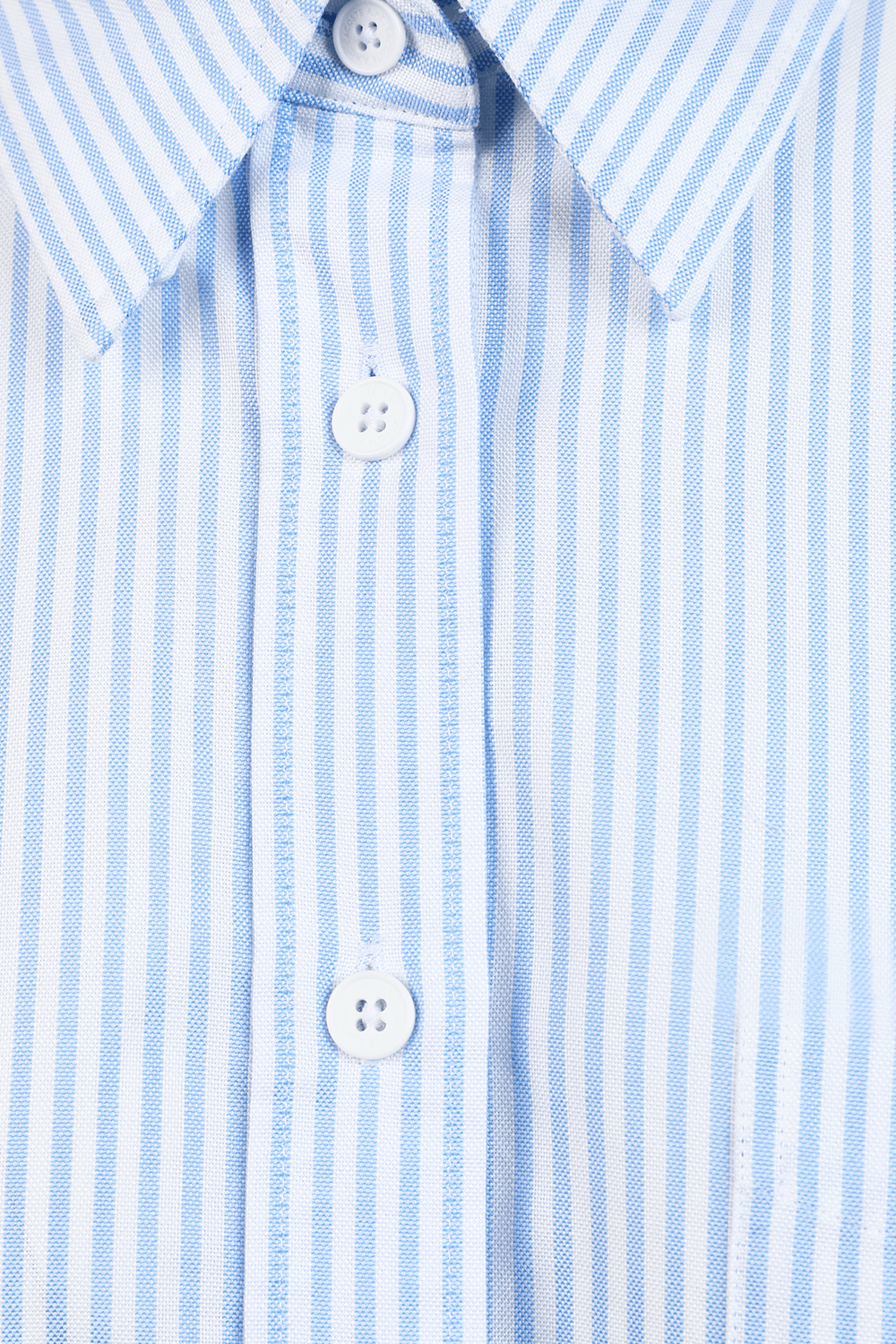 תמונת תקריב של LACOSTE  X APC חולצה אוברסייז מכופתרת