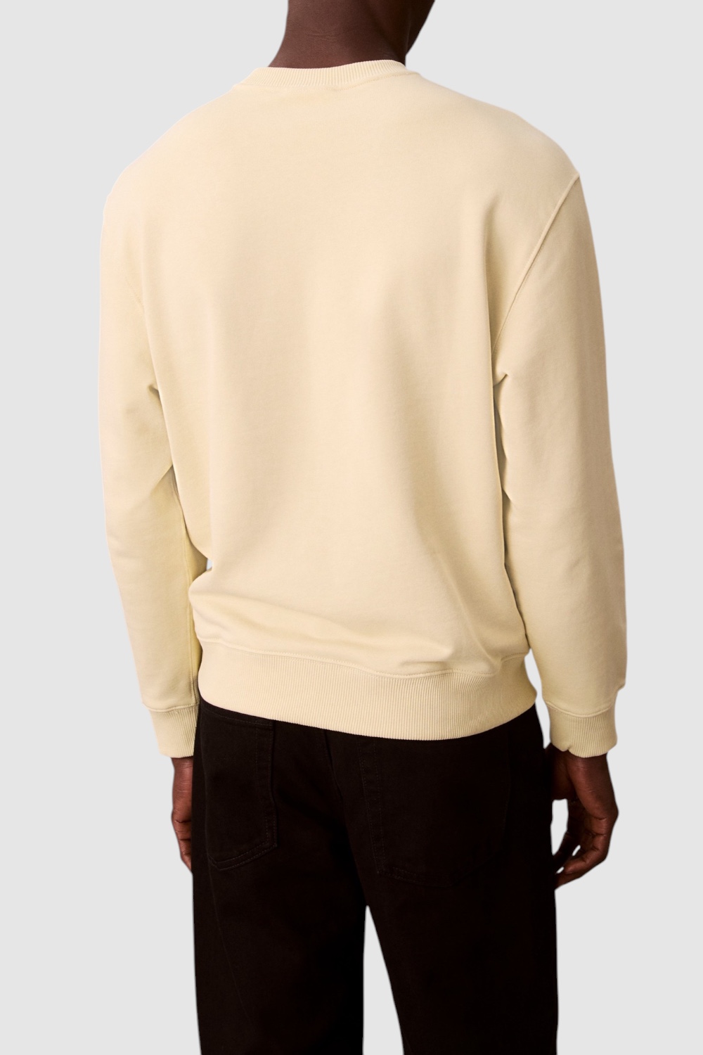 תמונת דוגמן אחורית של סווטשירט כותנה