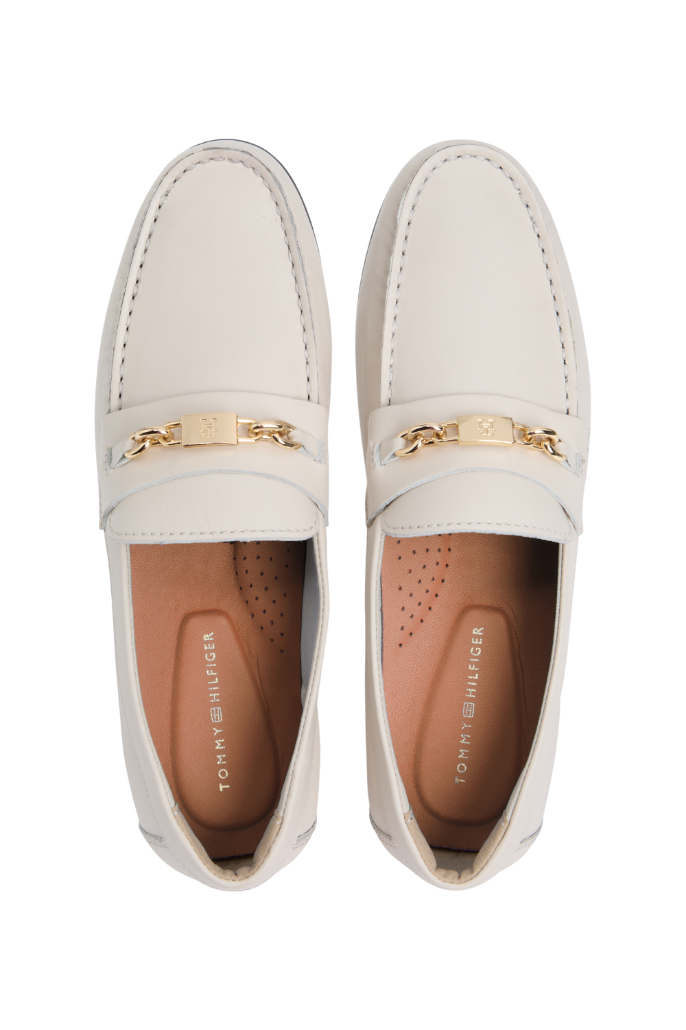 תמונת פנים של נעלי מוקסינים