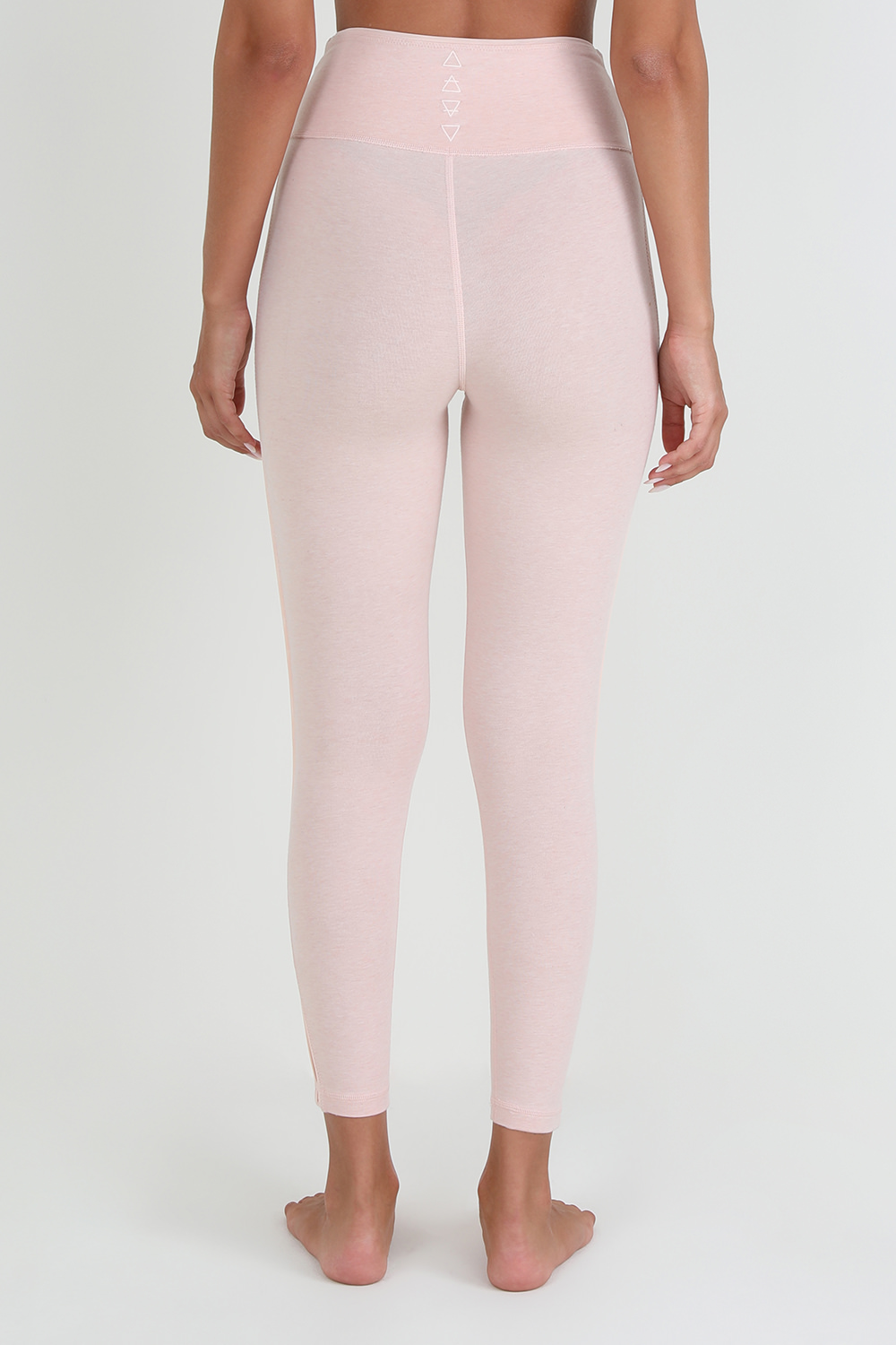 תמונת דוגמן אחורית של פומה אקסל מכנסי טייץ