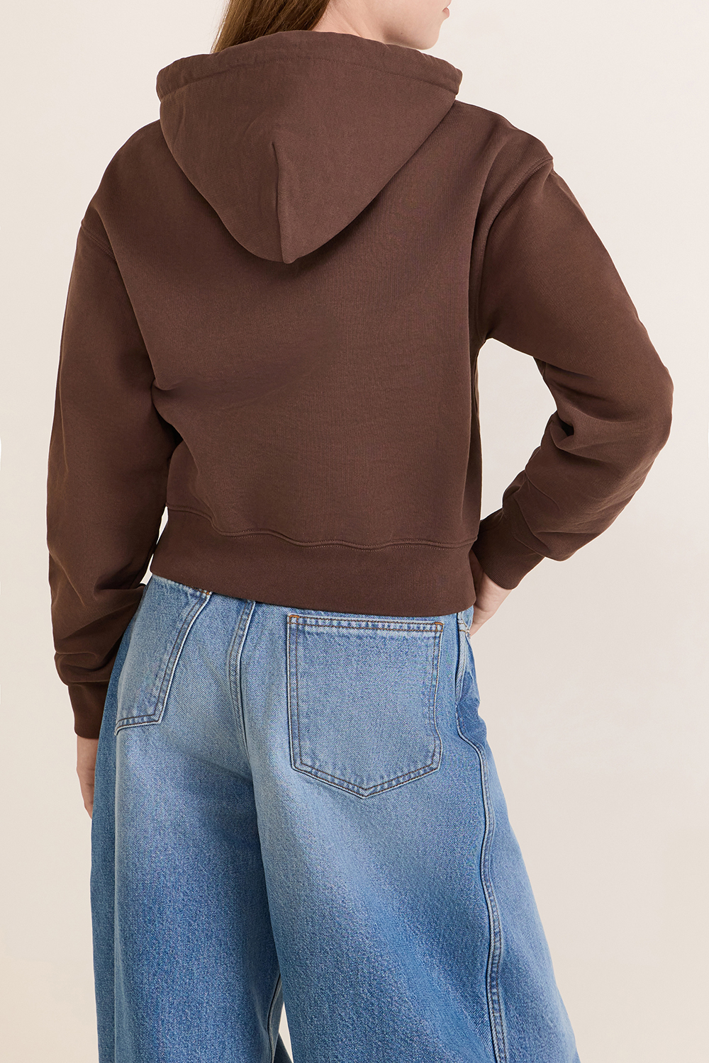 תמונת דוגמן אחורית של קפוצ'ון