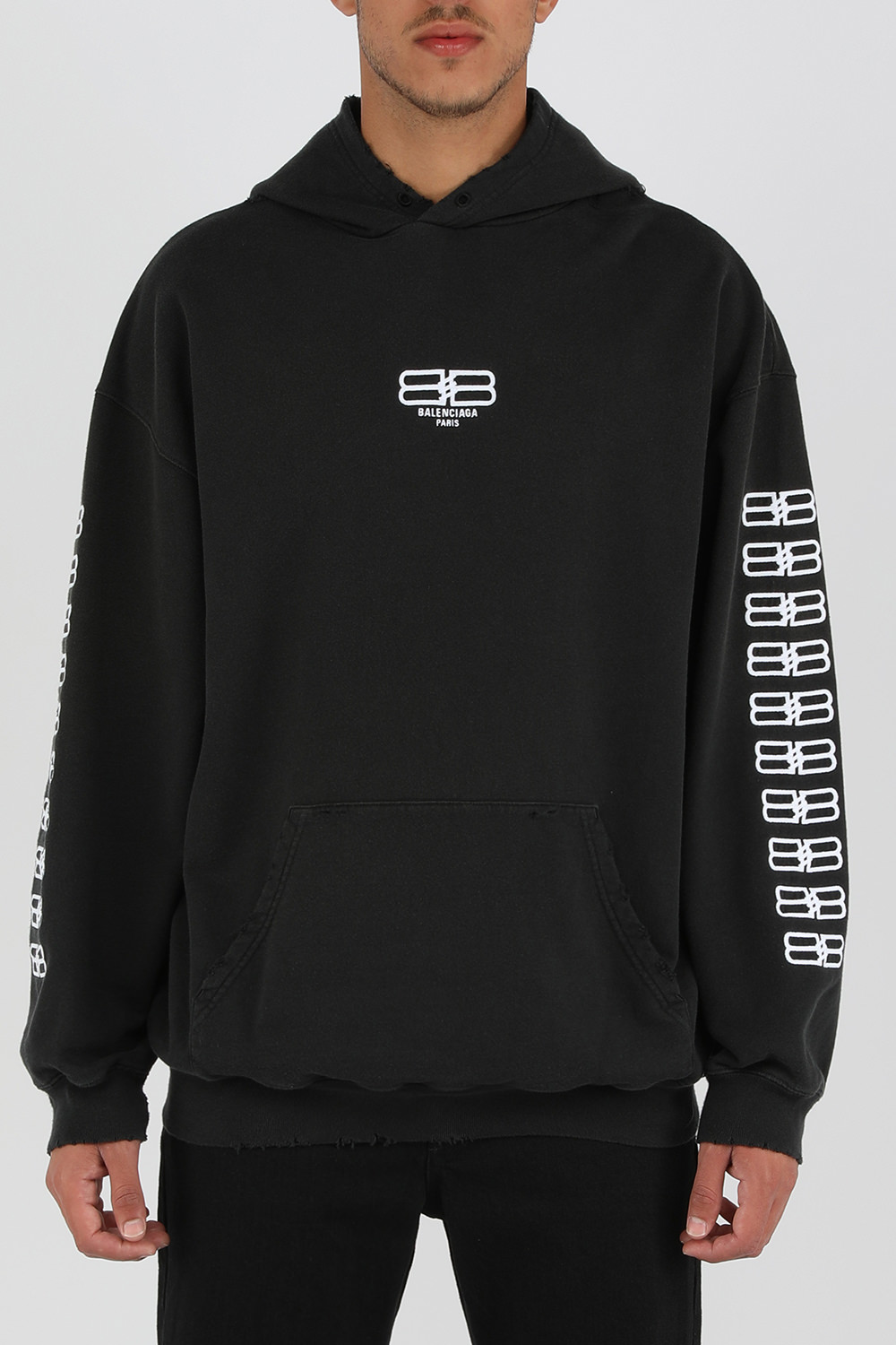 תמונת דוגמן קידמית של קפוצ'ון לוגו אייקון פריז