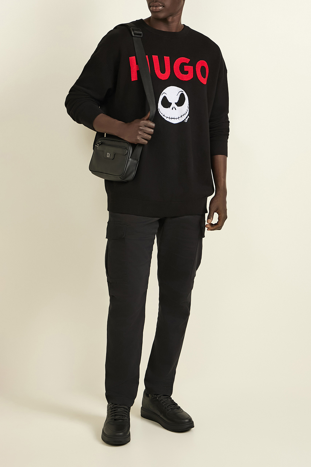 תמונת דוגמן קידמית של תיק קרוסבודי