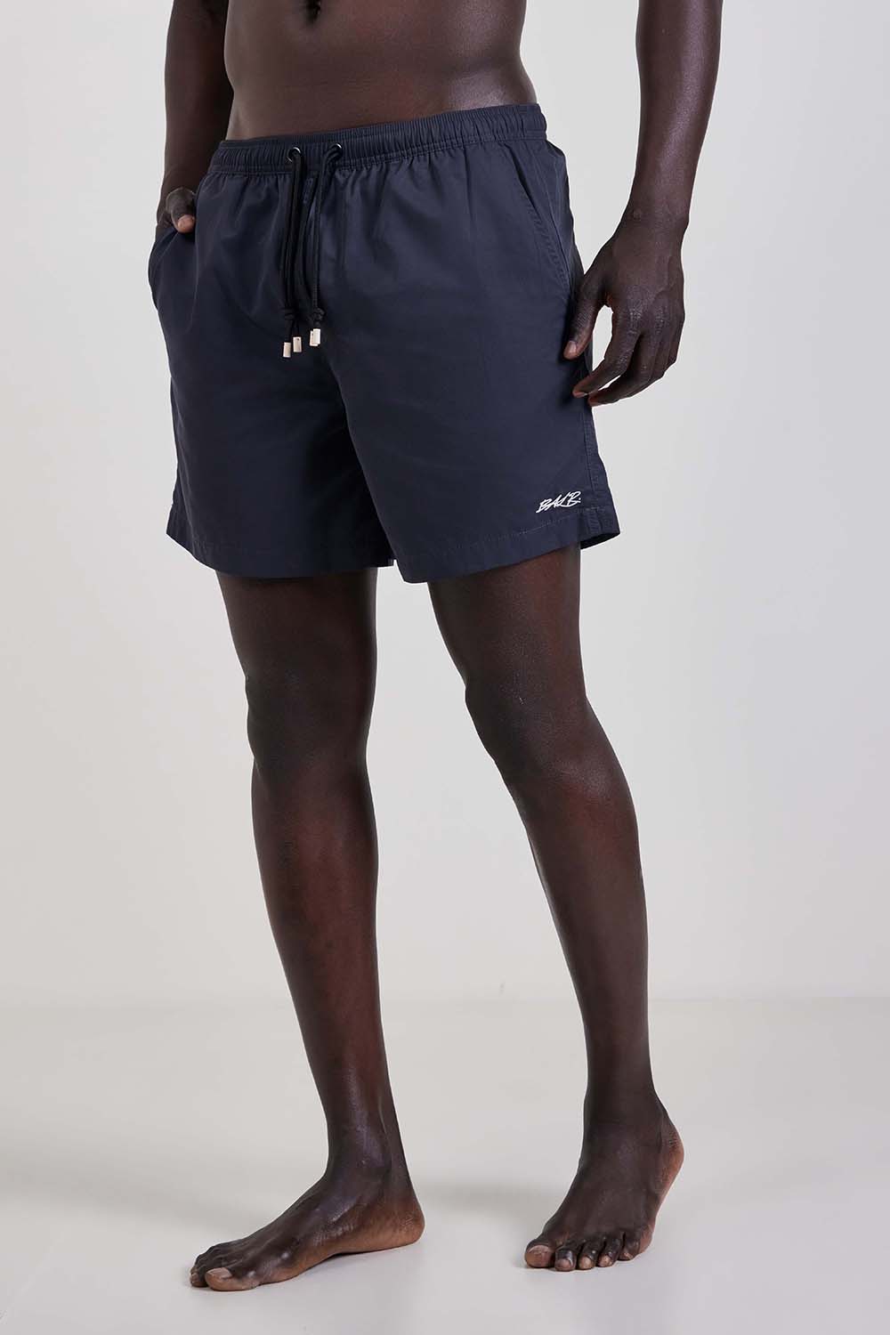 תמונת דוגמן קידמית של מכנסי בגד ים