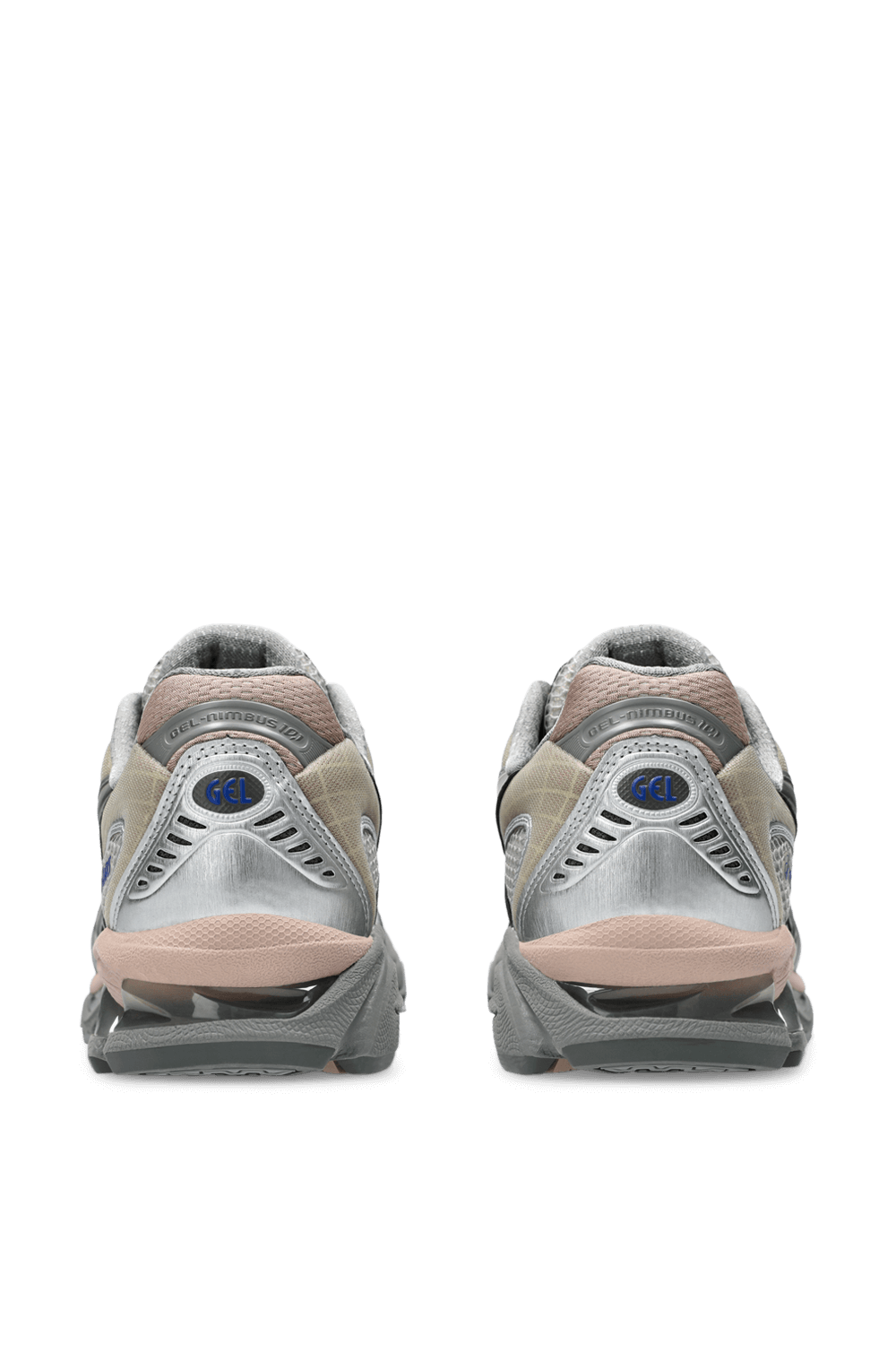 נעלי סניקרס נימבוס 10.1