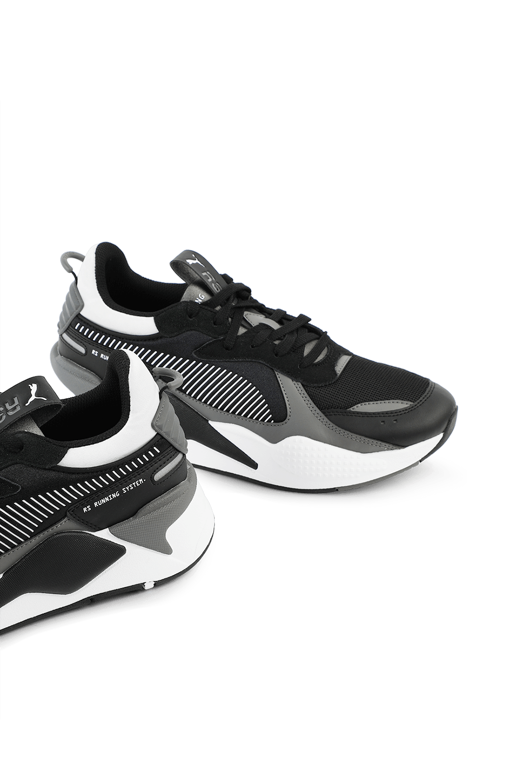 תמונת תקריב של RS-X Mix Sneakers