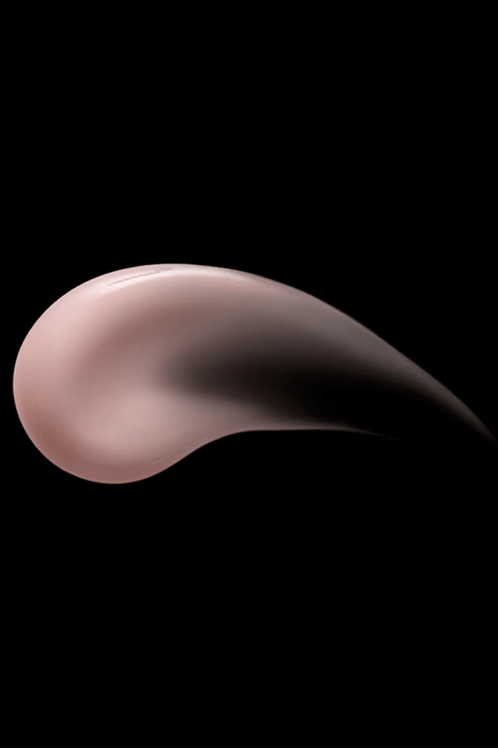 תמונת תקריב של LOVE DONT BE SHY BODY LOTION