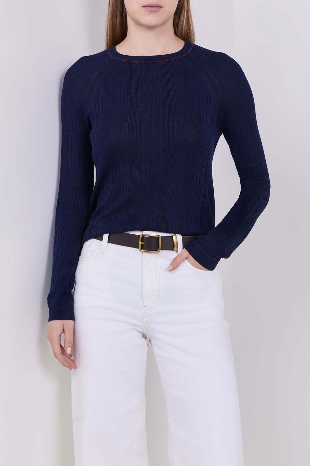 תמונת דוגמן קידמית של חולצת ריב