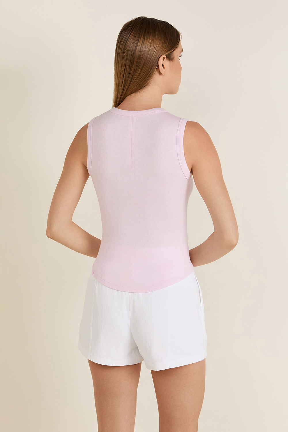 תמונת דוגמן אחורית של Hold Tight Crewneck Tank Top