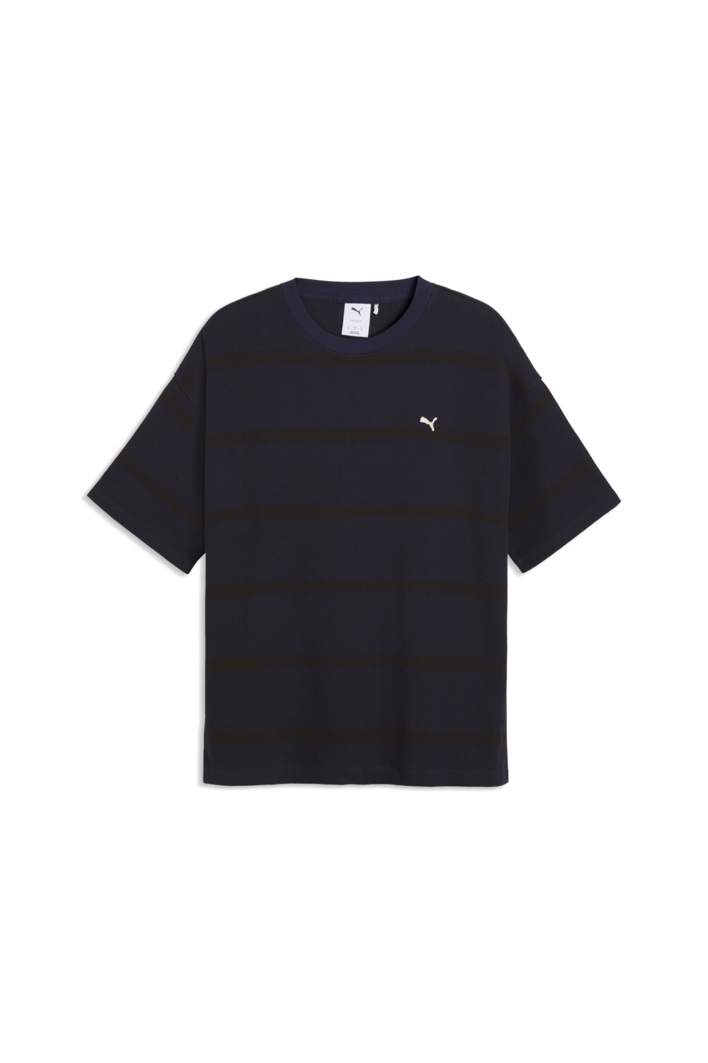 תמונה קידמית של חולצת טי בגזרה משוחררת