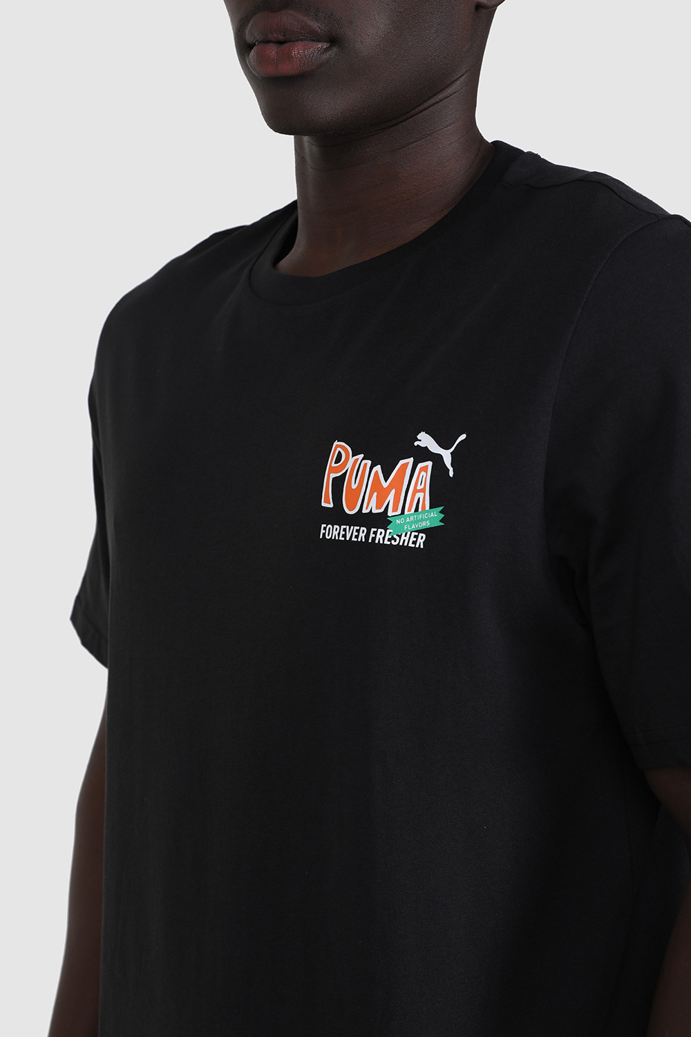 תמונת תקריב דוגמן של חולצת טי