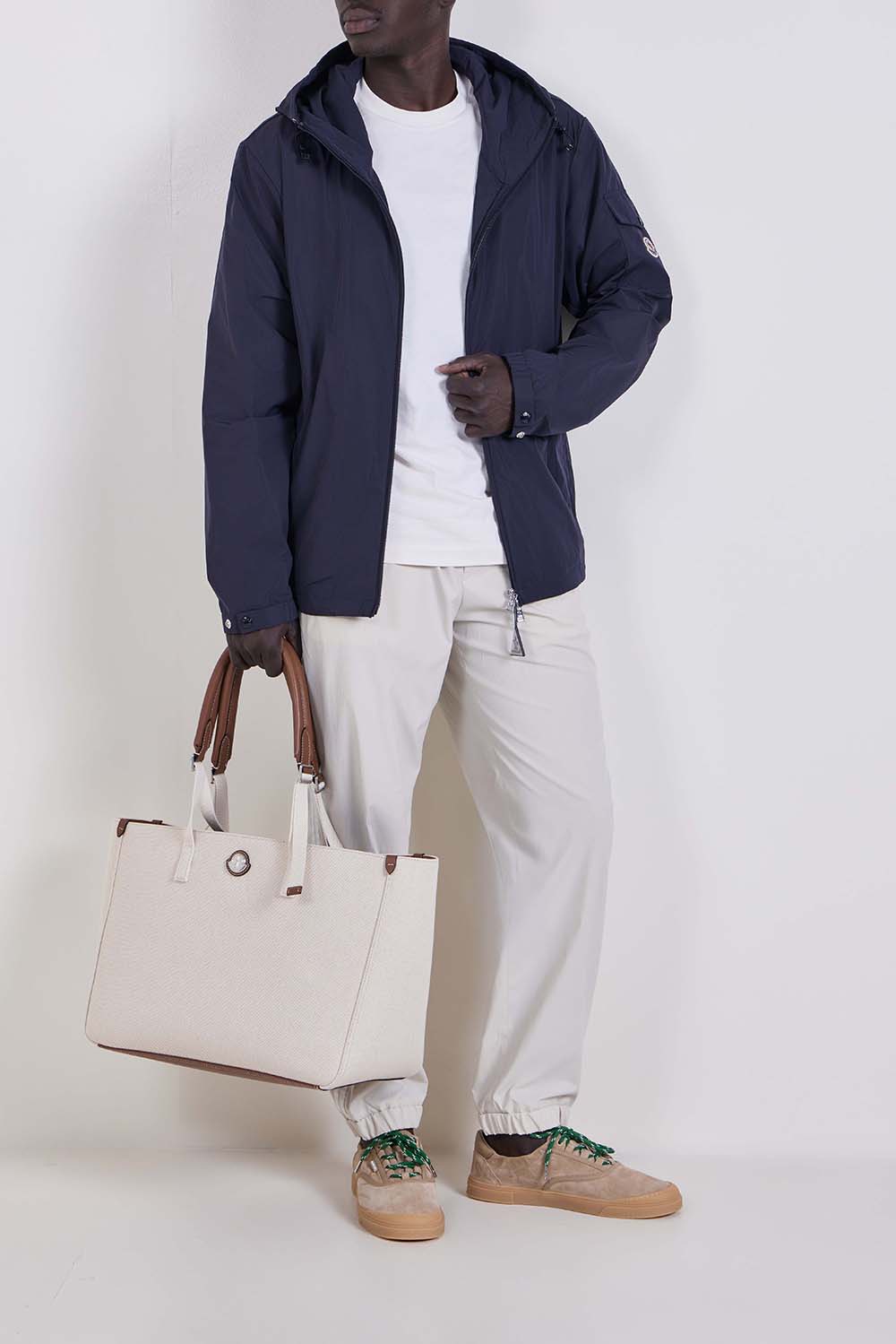 תמונת דוגמן קידמית של תיק נשיאה קרלו