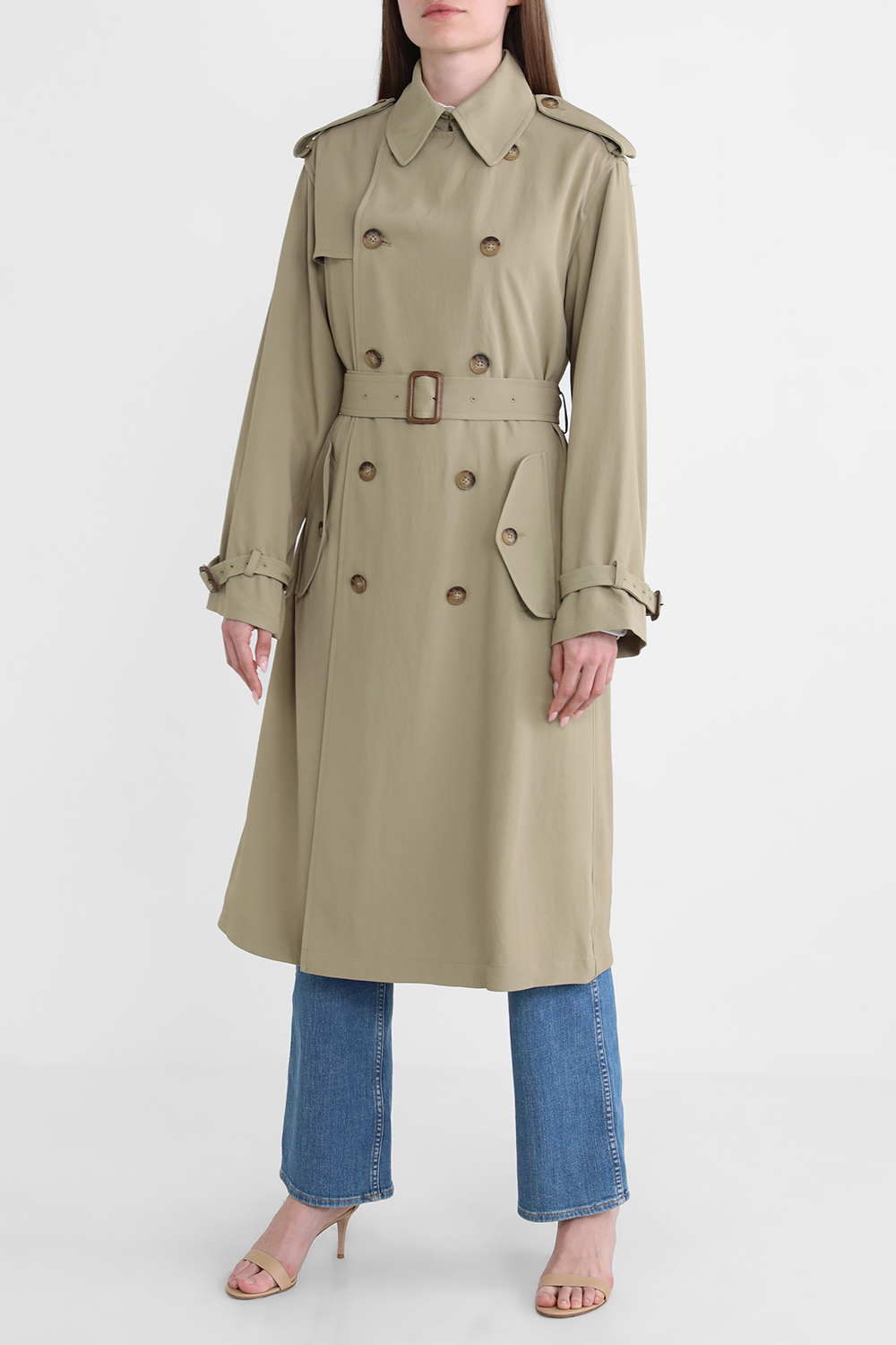 תמונת דוגמן קידמית של מעיל טרנץ' קלאסי