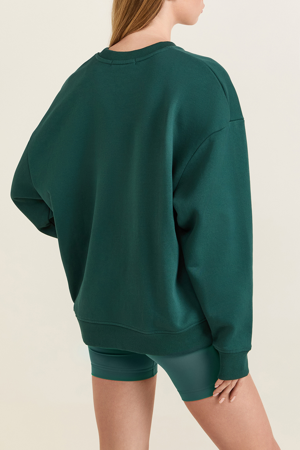 תמונת דוגמן אחורית של סווטשירט