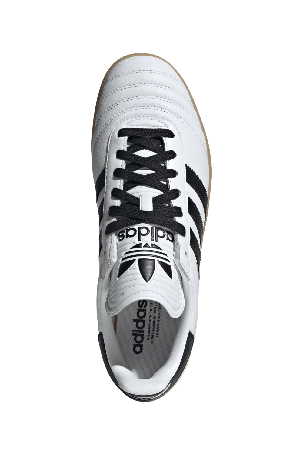 תמונת תקריב של נעלי סניקרס סמבה ג'י פי