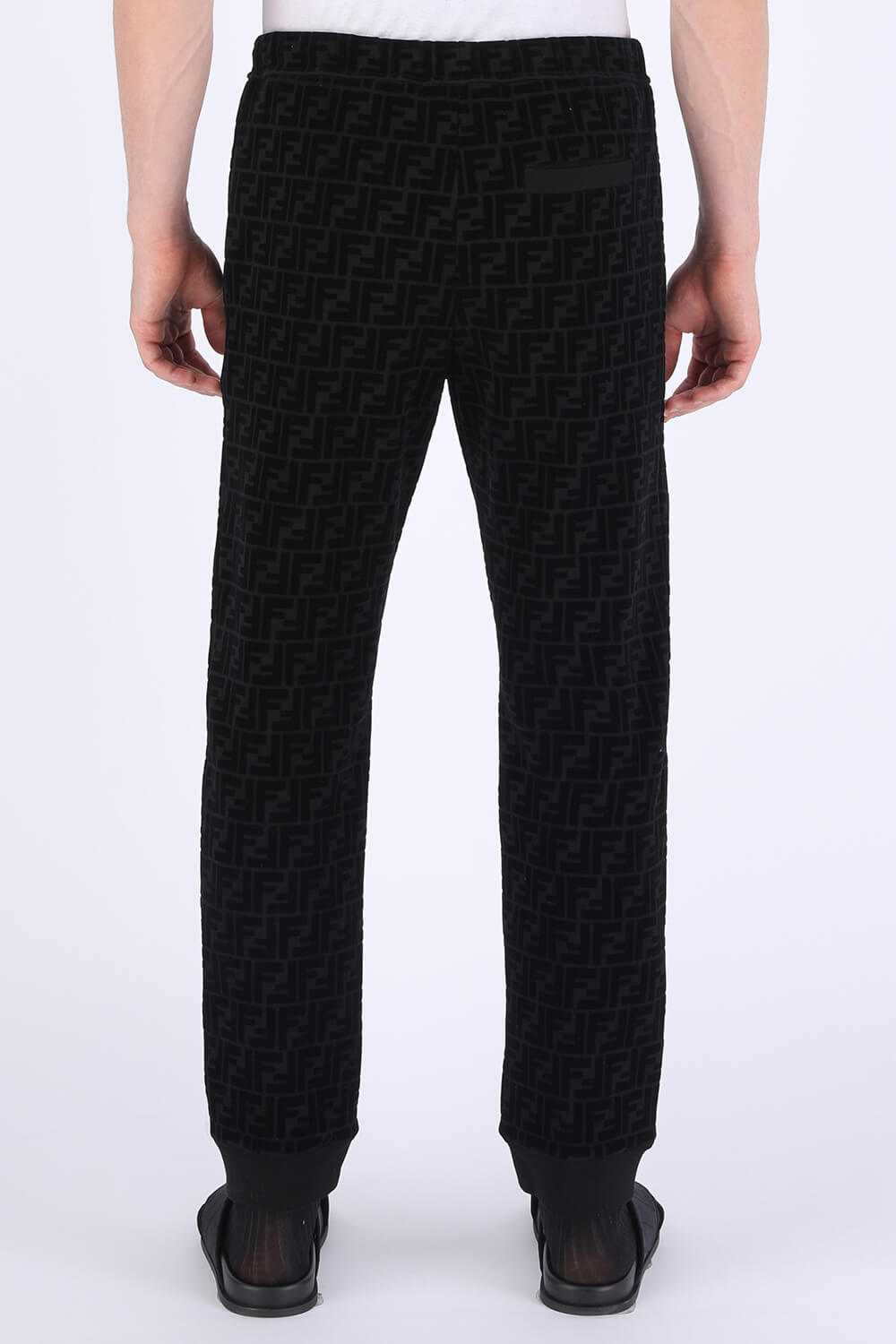 תמונת דוגמן אחורית של Black Jogging Pants With All Over Logo