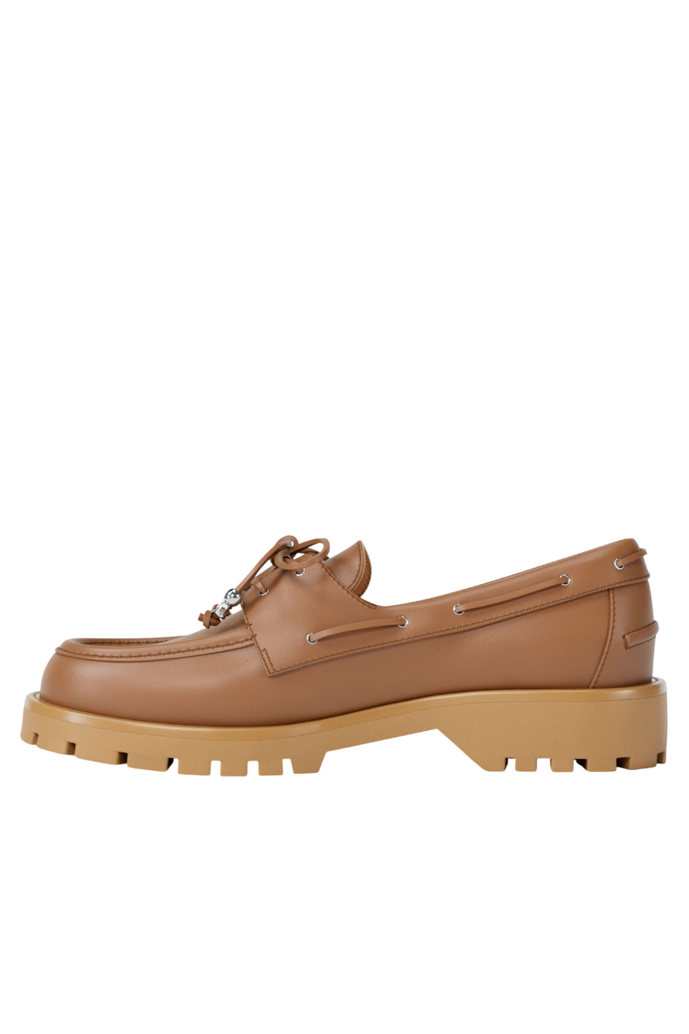 תמונה אחורית של נעלי מוקסין עור