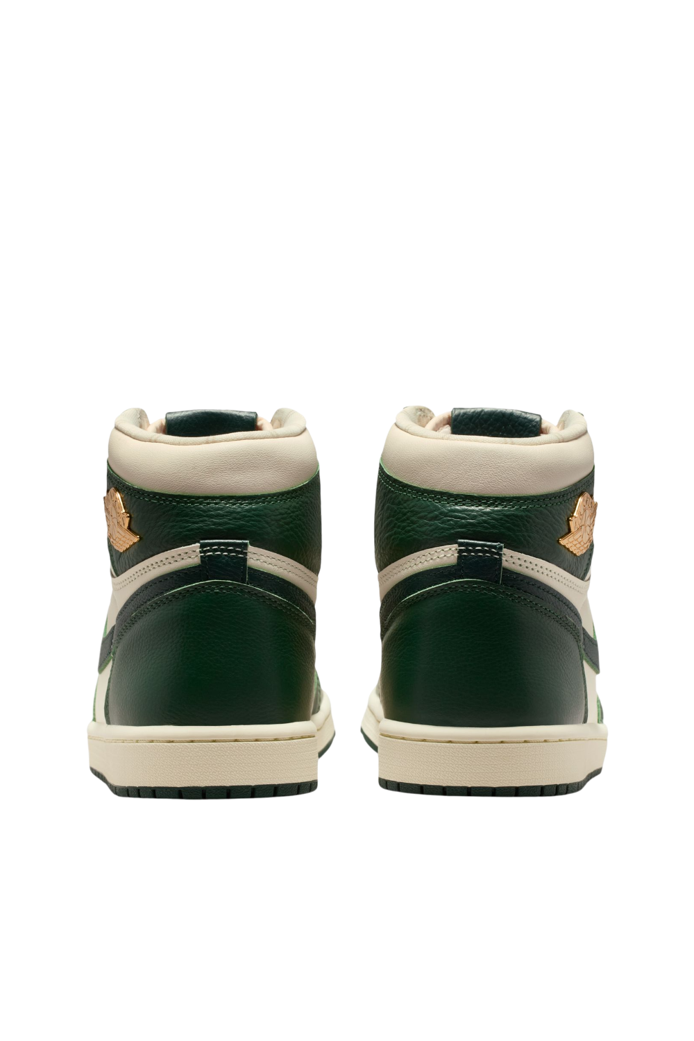 תמונת תקריב של נעלי סניקרס אייר ג'ורדן 1 רטרו