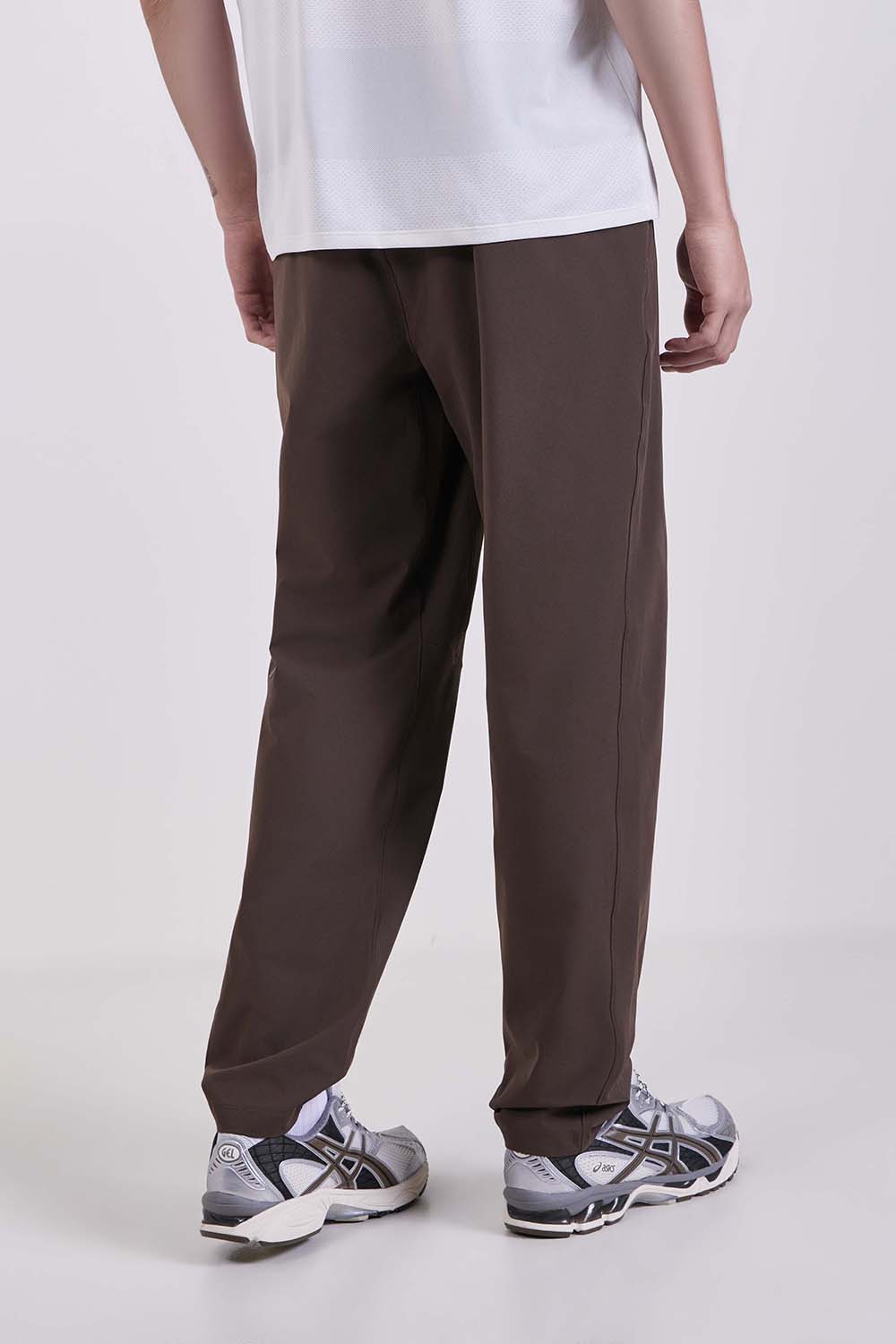 תמונת דוגמן אחורית של Zeroed In Classic-Fit Pant Regular