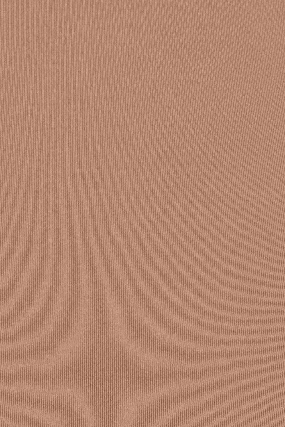 תמונת תקריב דוגמן של STRAPLESS SHORTIE BODYSUIT