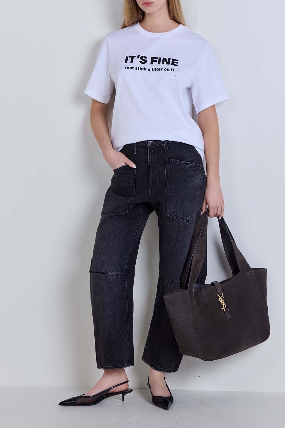 תמונת דוגמן קידמית של תיק כתף לה 5 A 7