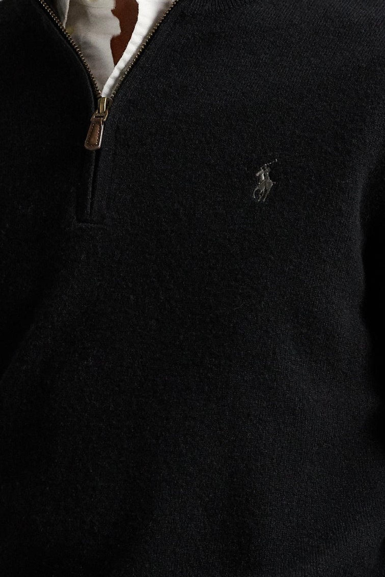 תמונת תקריב דוגמן של סריג צמר