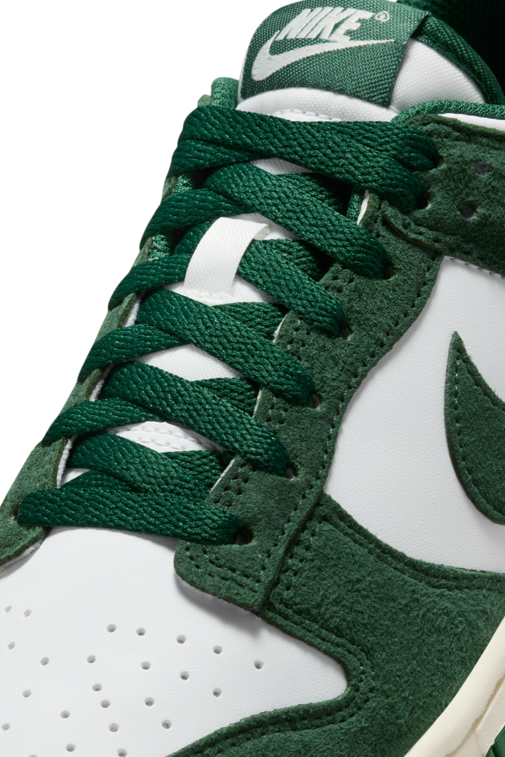 תמונת פנים של נעלי סניקרס דאנק