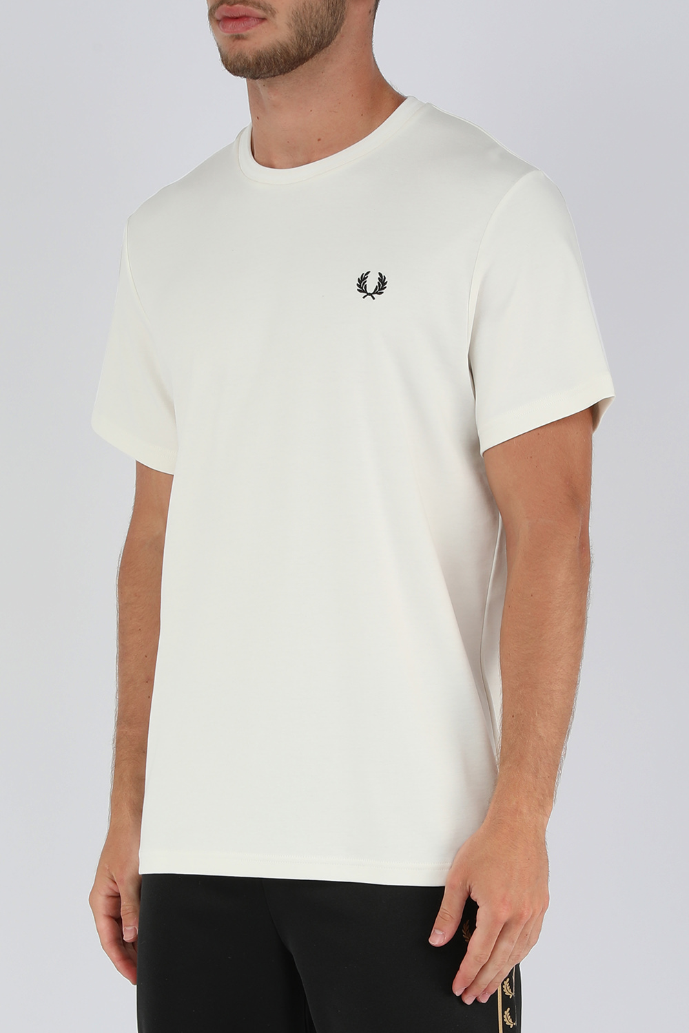 תמונת דוגמן קידמית של חולצת טי לבנה עם כיתוב 1952