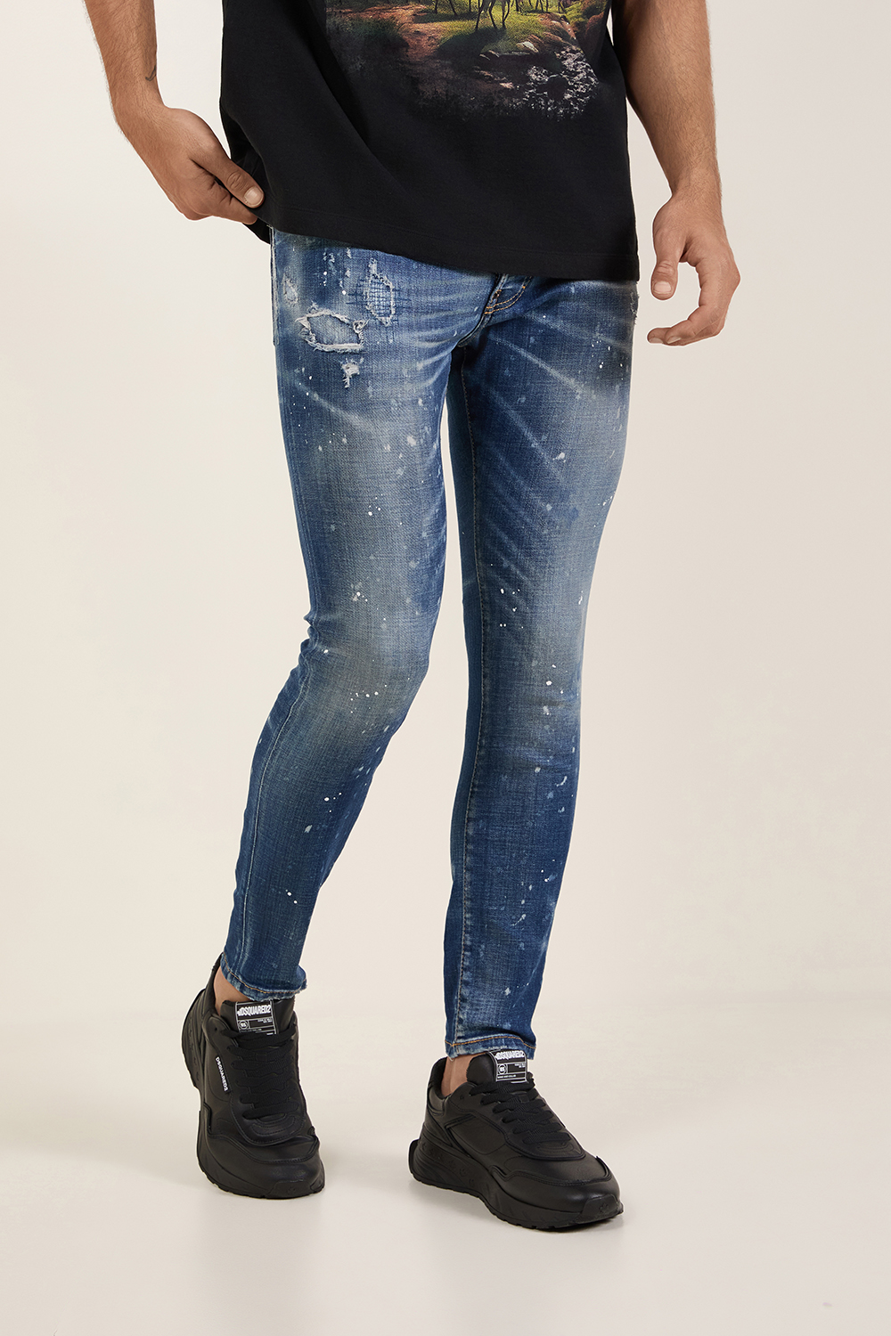 תמונת דוגמן קידמית של מכנסי ג'ינס סלים פיט סופר טווינקי