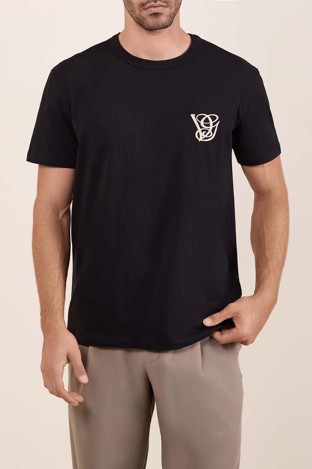 תמונת דוגמן קידמית של חולצת טי